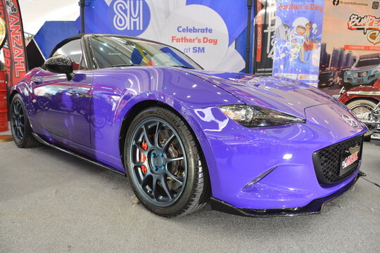 Mazda miata mx5 at Bumper to Bumper car show in Manila, Philippines