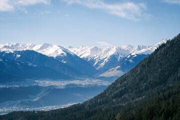 Fototapeta na wymiar Austrian mountains landscape in Innsbruck 