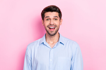 Photo of astonished man impressed cool proposition offer isolated on pink color background