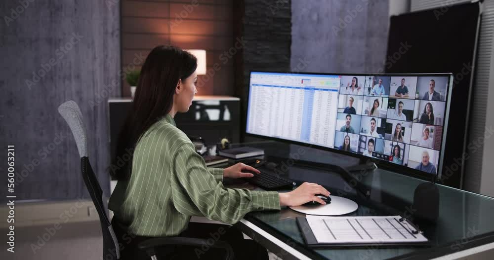 Aufkleber remote work on multiple monitors