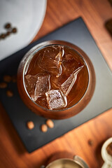 iced black coffee (iced americano)