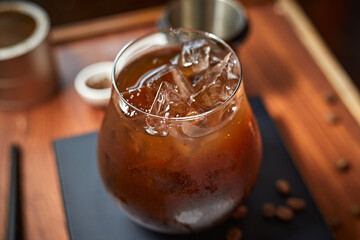 iced black coffee (iced americano)
