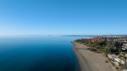 Fototapeta na wymiar vista de la playa de río Padrón en la costa de Estepona, Málaga 