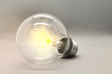 Glühbirne - Konzept - Idee - Idea Concept - Light Bulbs