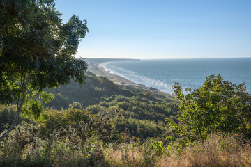 Omaha Beach in der Normandie nahe Colleville-sur-Mer, Blick vom Widerstandsnest WN 60, August 2022