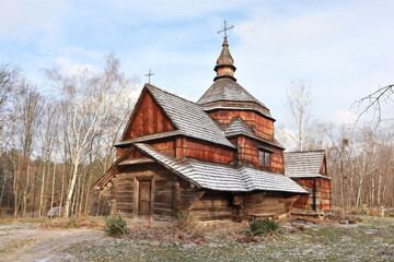 Fototapeta na wymiar Church of St. Nicholas from the village of Zelenoe (Podolia) in skansen Pirogovo in Kyiv, Ukraine 