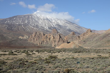 El Teide Im Dezember 2022 teilweise mit Schnee bedeckt