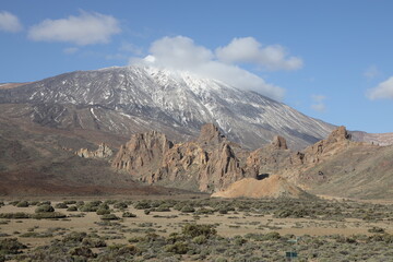 El Teide Im Dezember 2022 teilweise mit Schnee bedeckt