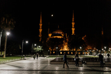 Fototapeta na wymiar blue mosque in istanbul in night illumination. Night cityscape with temple