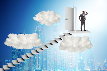 Obraz premium Concept of stairs leading upstairs