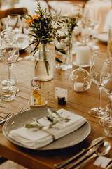 D&eacute;coration de table nature et chaleureuse, bois et olivier