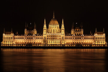 Budapest, Parliament, Danube, architecture at night