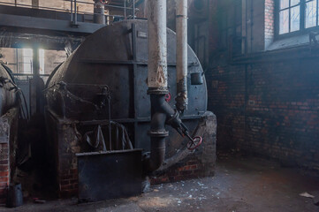 Fototapeta na wymiar Old abandoned brick industrial building