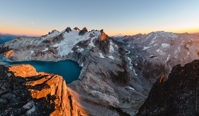 Sunset over a glaciated peak in the Cascade mountains 