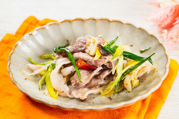 豚肉とネギのレンチン蒸し