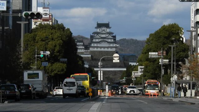 姫路駅から見た姫路城