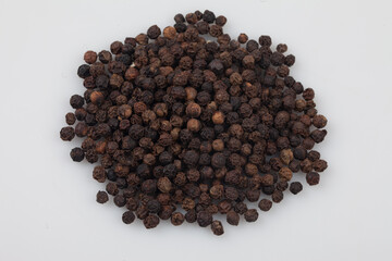 The fruit of the chilli tree. It is used as a seasoning for food.