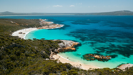 Fototapeta na wymiar Aerial image of beautiful turquoise water at two peoples bay, Albany, Western Australia