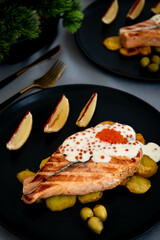 fried fish with vegetables