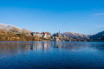 Die Klosterkirche St. Maria Magdalena in Wuppertal Beyenburg im Winter