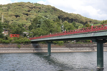 Obraz premium A bridge over Uji river in Kyoto, Japan