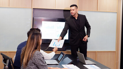 Executives and staff meeting for consultation.