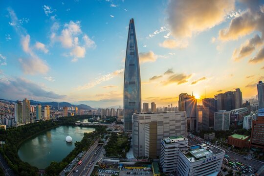 Lotte World Tower And The Skylines Of Seoul