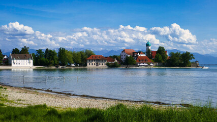 Blick auf Wasserburg am Bodensee
