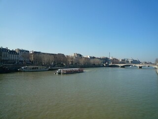 river thames