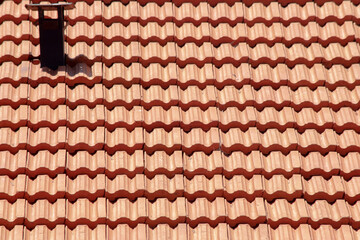 primer plano de un techo de tejas