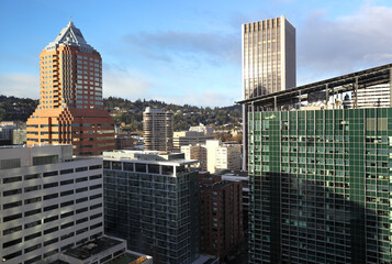 The city of Portland, Oregon, with the hills in the background.