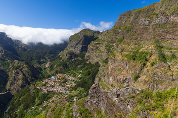 Fototapeta na wymiar Miradouro Eira do Serrado (Valley of the Nuns), Madeira, Poretugal