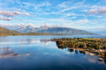 D Te Anau town cape