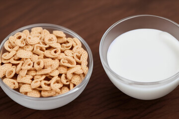 Breakfast corn flakes. bowl of corn flakes. IA Tehnology