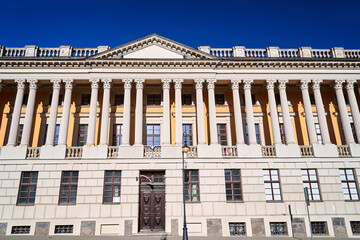 Obraz premium The front facade of the building a public library in Poznan