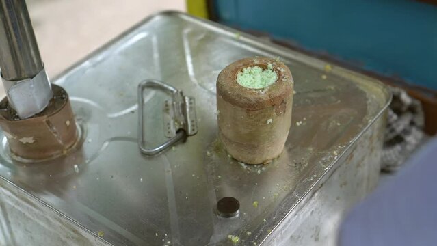 Cooking Putu Cake