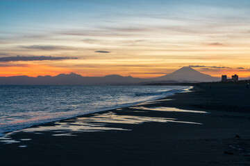 湘南辻堂海岸と富士山