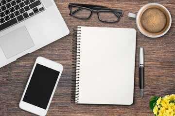 2023 goals concept, blank paper on office desk