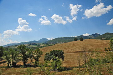 Le colline e le montagne marchigiane a Cupramontana, Ancona - Marche