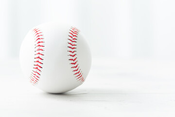 野球ボールイメージ02