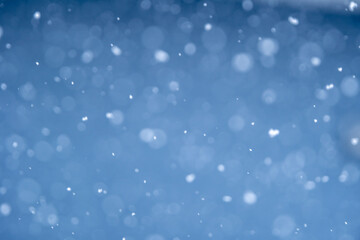 雪が降るイメージ