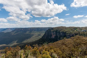 Photo sur Plexiglas Trois sœurs Blue Mountains in Sydney, Australia. Cloudy Blue Sky and Shadows, Wide Angle.
