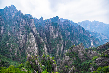 Obraz premium Natural scenery of Huangshan Scenic Area in Anhui Province