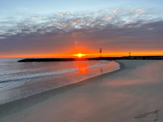 Fotobehang Avov by the Sea, New Jersey - USA:   Sunrise on the New Jersey Shore by the Atlantic Ocean and the Shark River Inlet btw Avon and Belmar in Monmouth County © John McAdorey