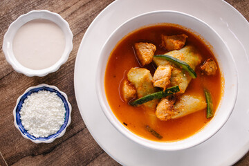 Corundas con crema y queso 