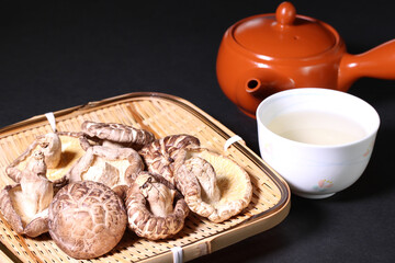 干し椎茸と椎茸茶