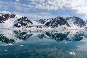 Fototapeta na wymiar Svalbard, Norway, Icebergs at arctic ice edge. Northern most land before North Pole.