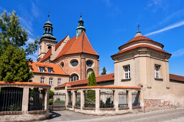 Fototapeta na wymiar Church of St. Joseph Oblubieniec and the Franciscan monastery. Wschowa, Lubusz Voivodeship, Poland.