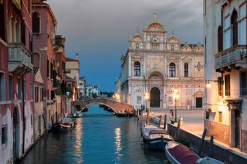 Fototapeta na wymiar Venezia. Scuola Grande di San Marco con Ponte Cavallo sul rio di SS Giovanni e Paolo 