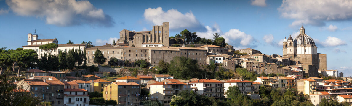 Montefiascone, VT. Panorama con la Rocca dei papi e la Chiesa di S. Maria di Montedoro